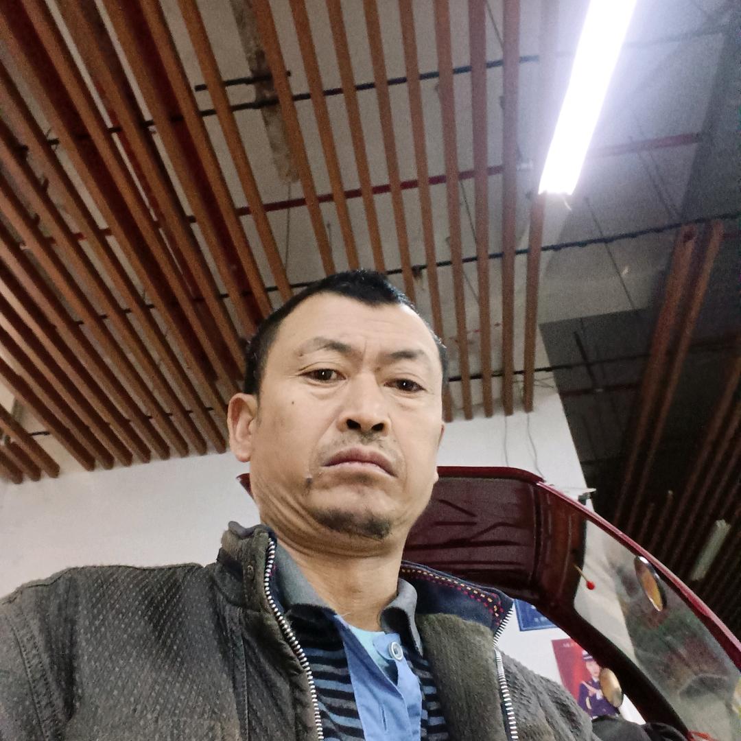 （邹）配钥匙🔑修鞋师