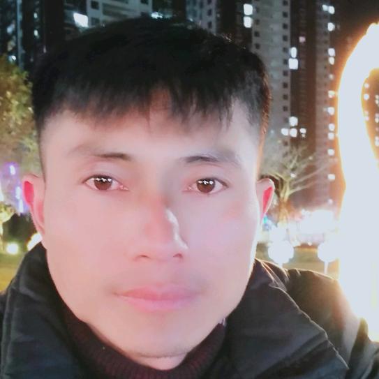 龙在江湖。