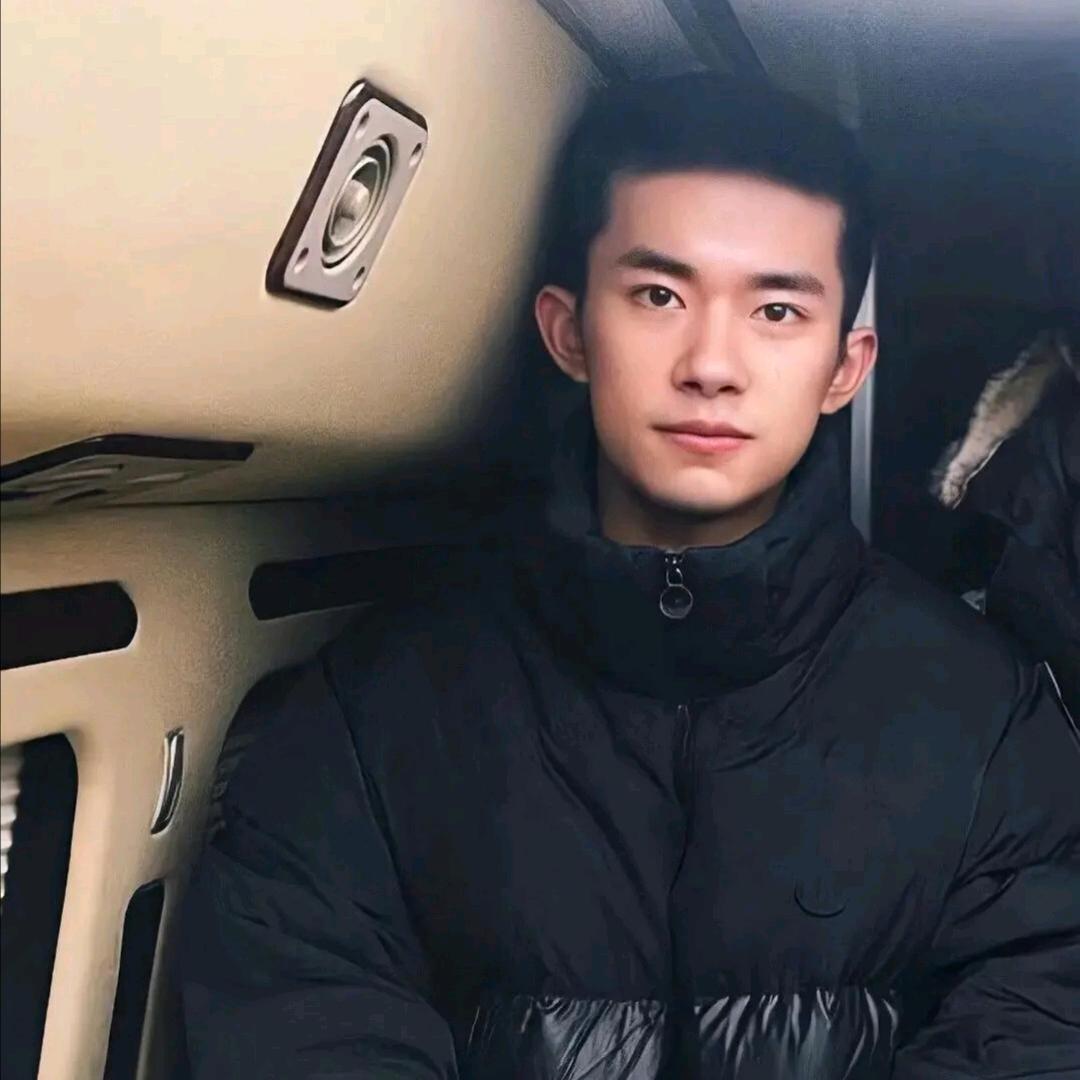 财神爷庇佑的瘦星念念✨