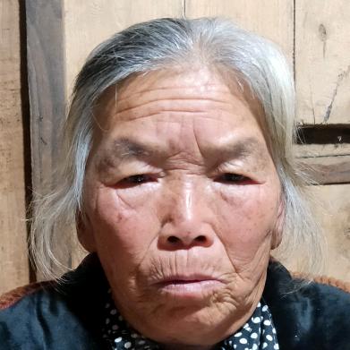 幸福一家人何冰冰奶奶