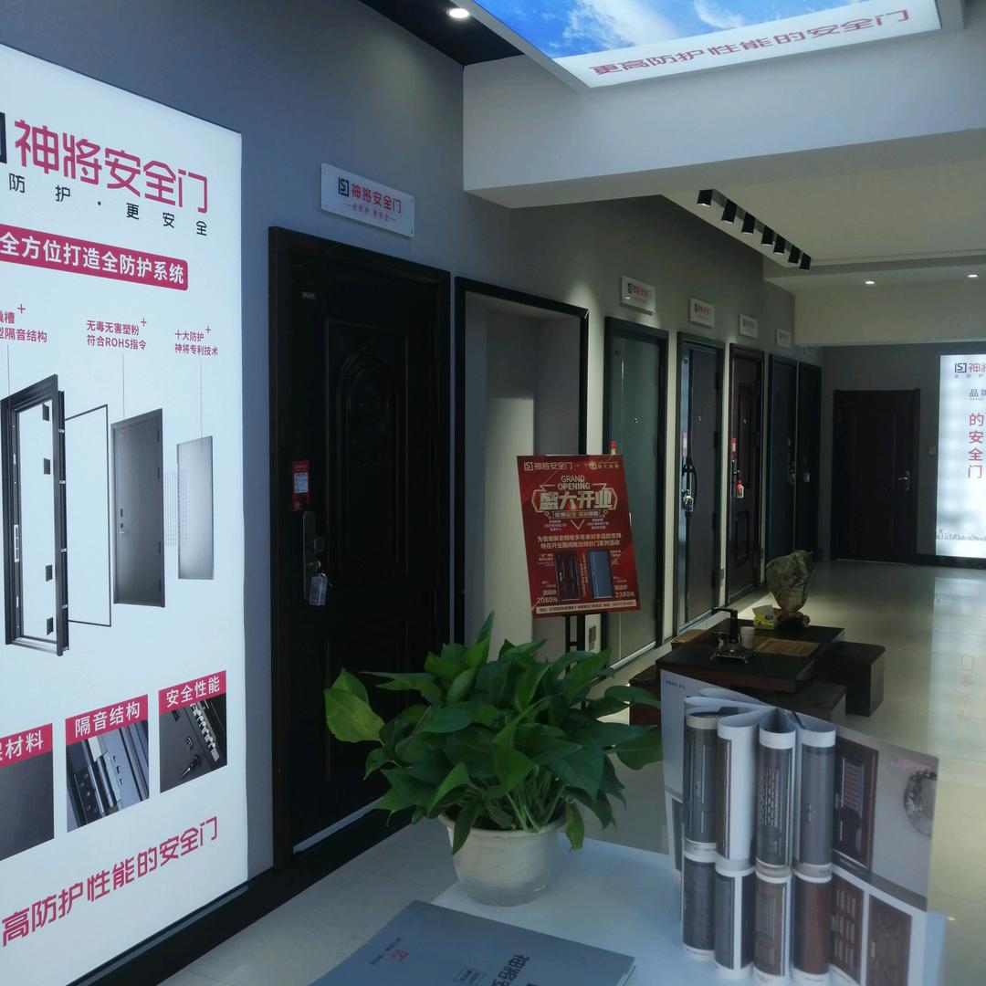 田七广告装饰公司