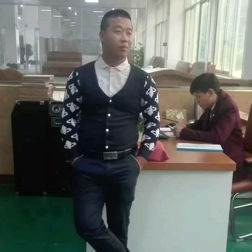 你若在我身边，那么，我负了天下又如何。