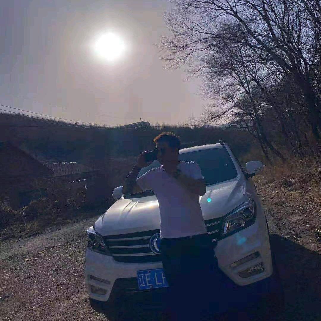 户外探险田小浪