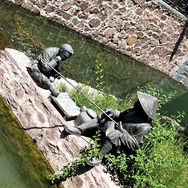 无   悔   讲故事