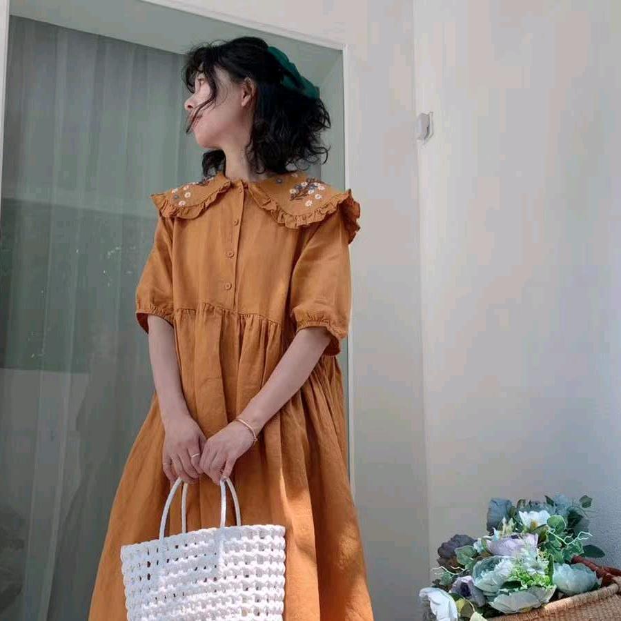 银基欣益衣佰森系服装店