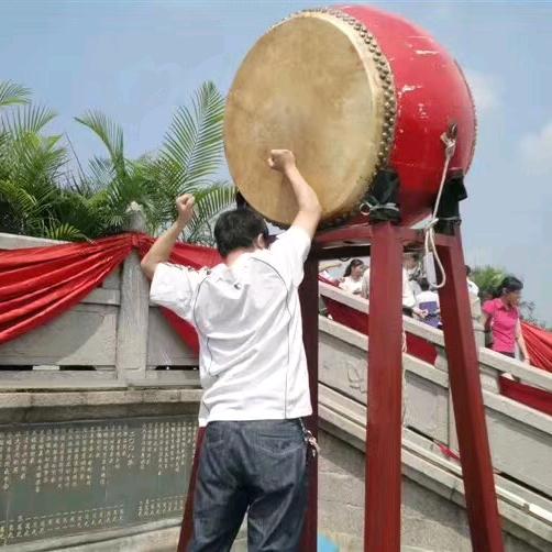 微笑，笑痛嘴角