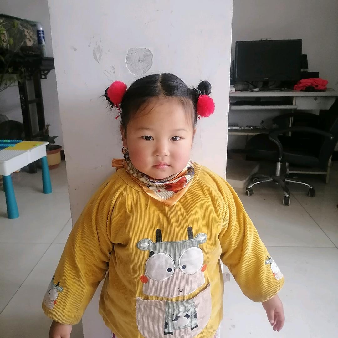 王兴英