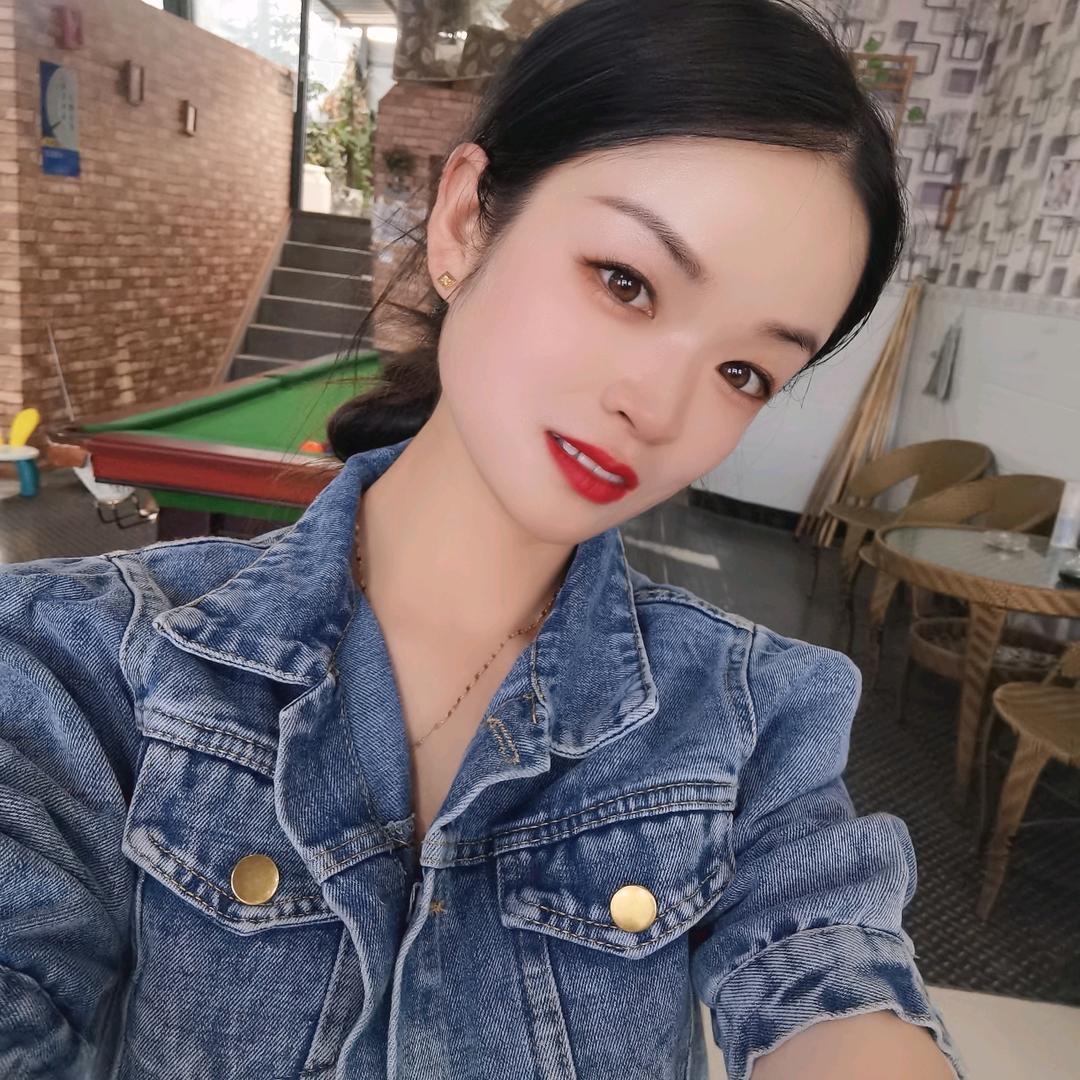 祥云县原野轻奢女装