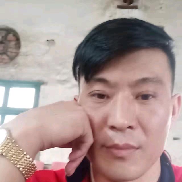 你许我一生，我陪你一世