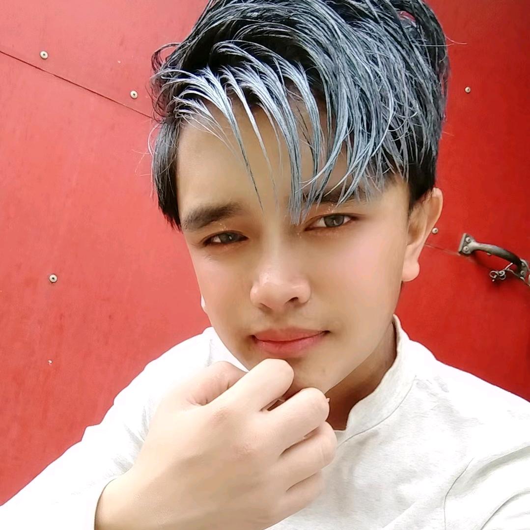 情不醉人却醉，