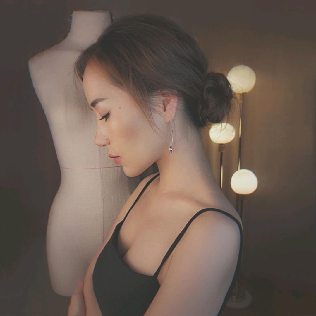 华衣