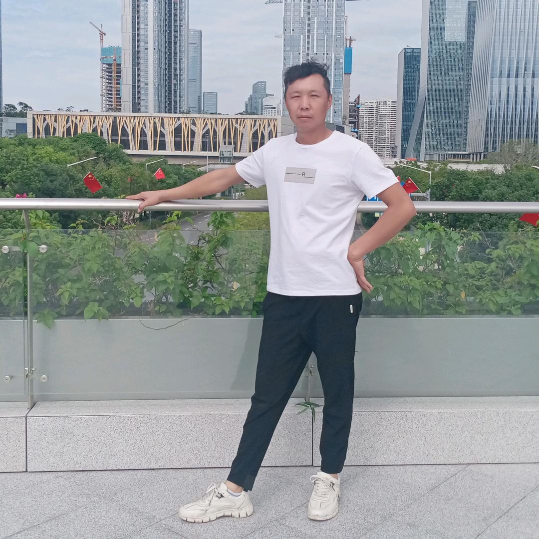 哼哼爸