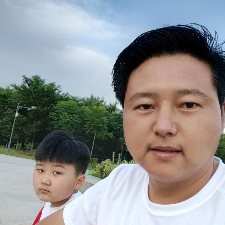 蒙城卢军家具总批发，喜临门床垫总代理