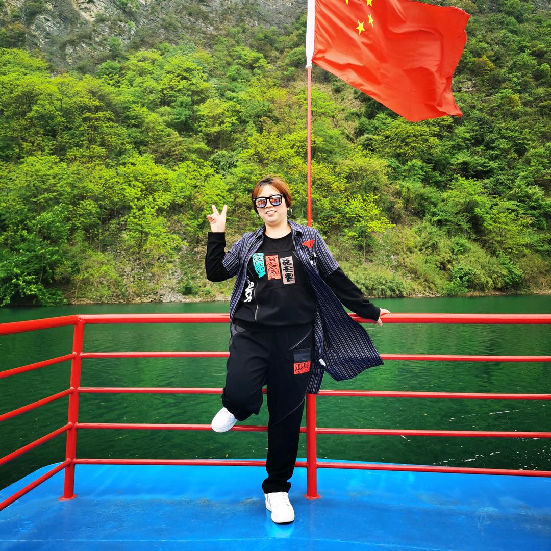 正安县安场镇上场口牌坊何小柳