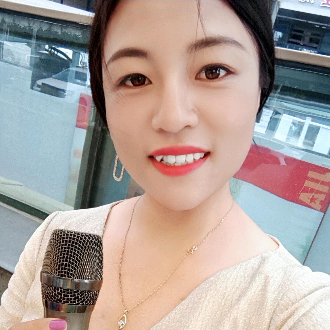 简爱婚礼主持人涵菲