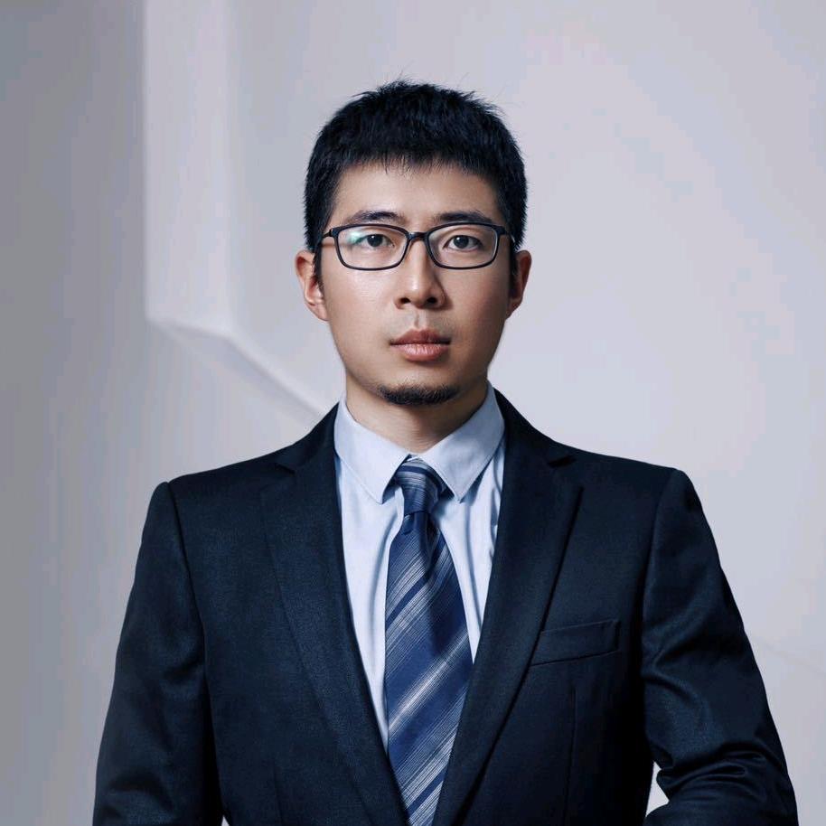 整形医生董自清