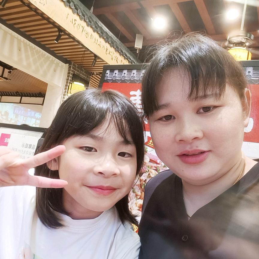 黄丽萍