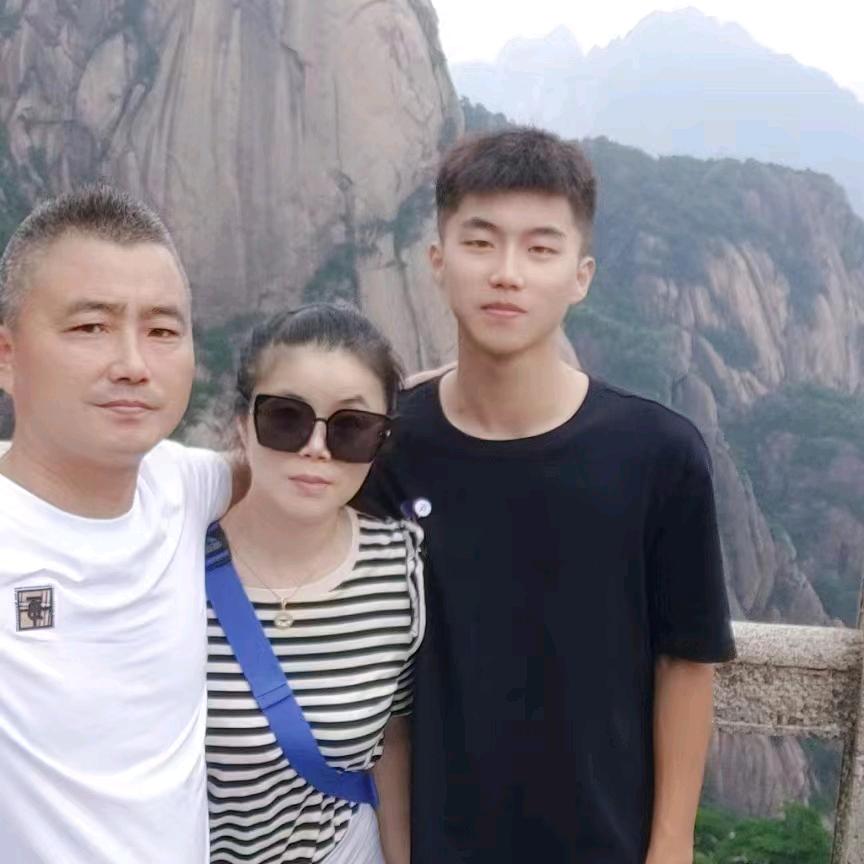凌云壮志鹏飞