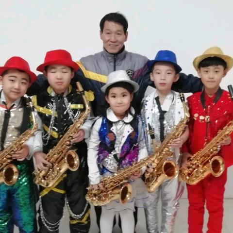 赖小明