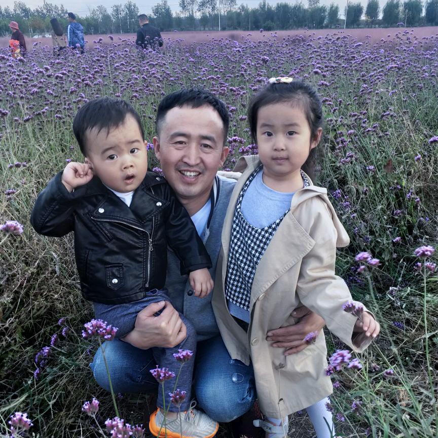 晓思呆呆兽鞋帽精选小铺