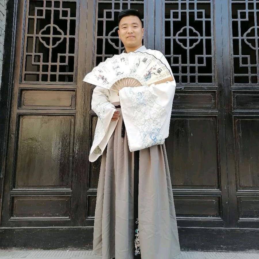 大男孩♂