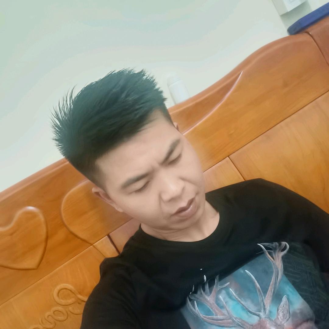 佳盛服饰     春💢哥