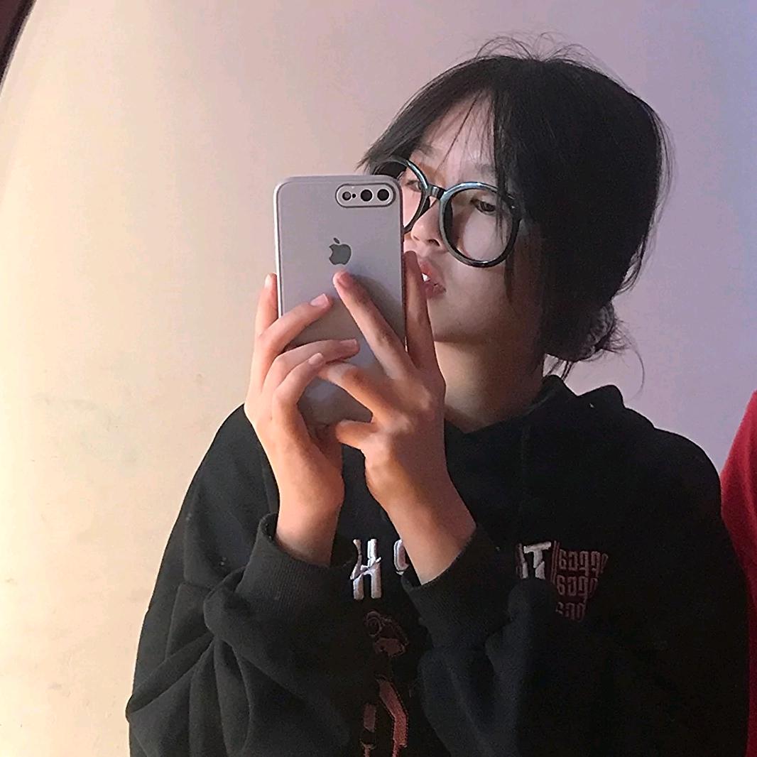 葵葵.