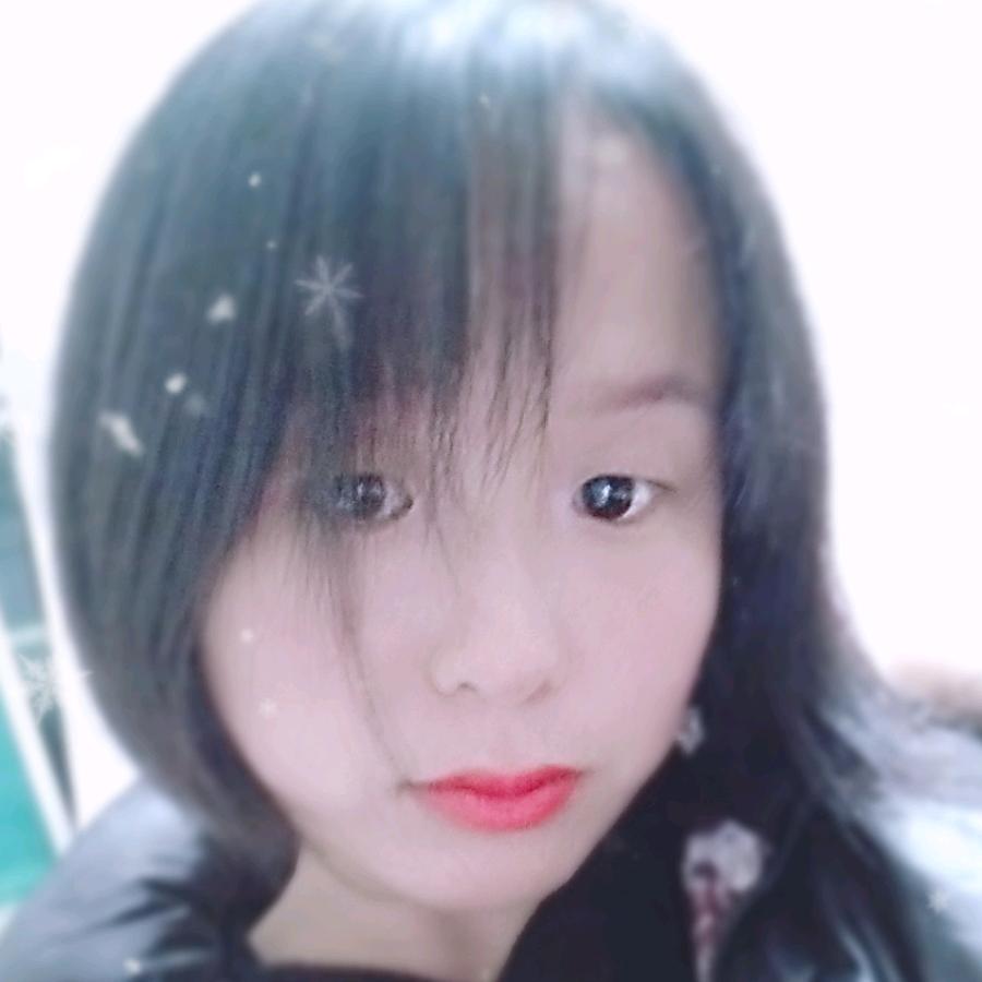 佑手微笑