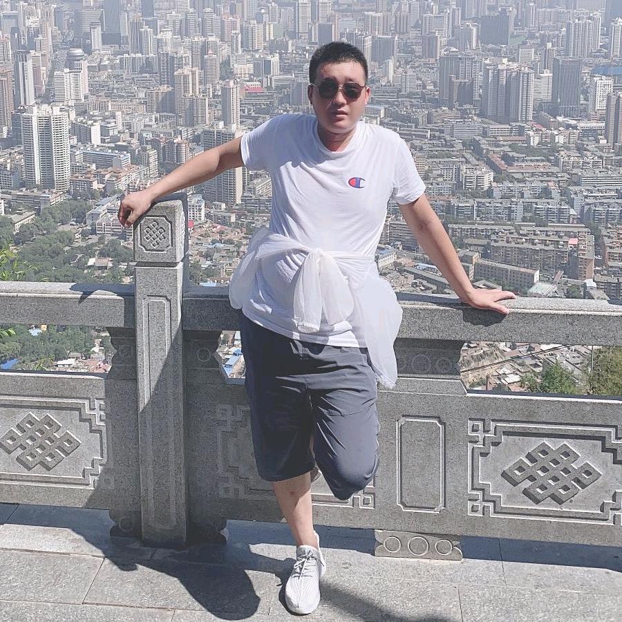 嗯哼加点肉。。