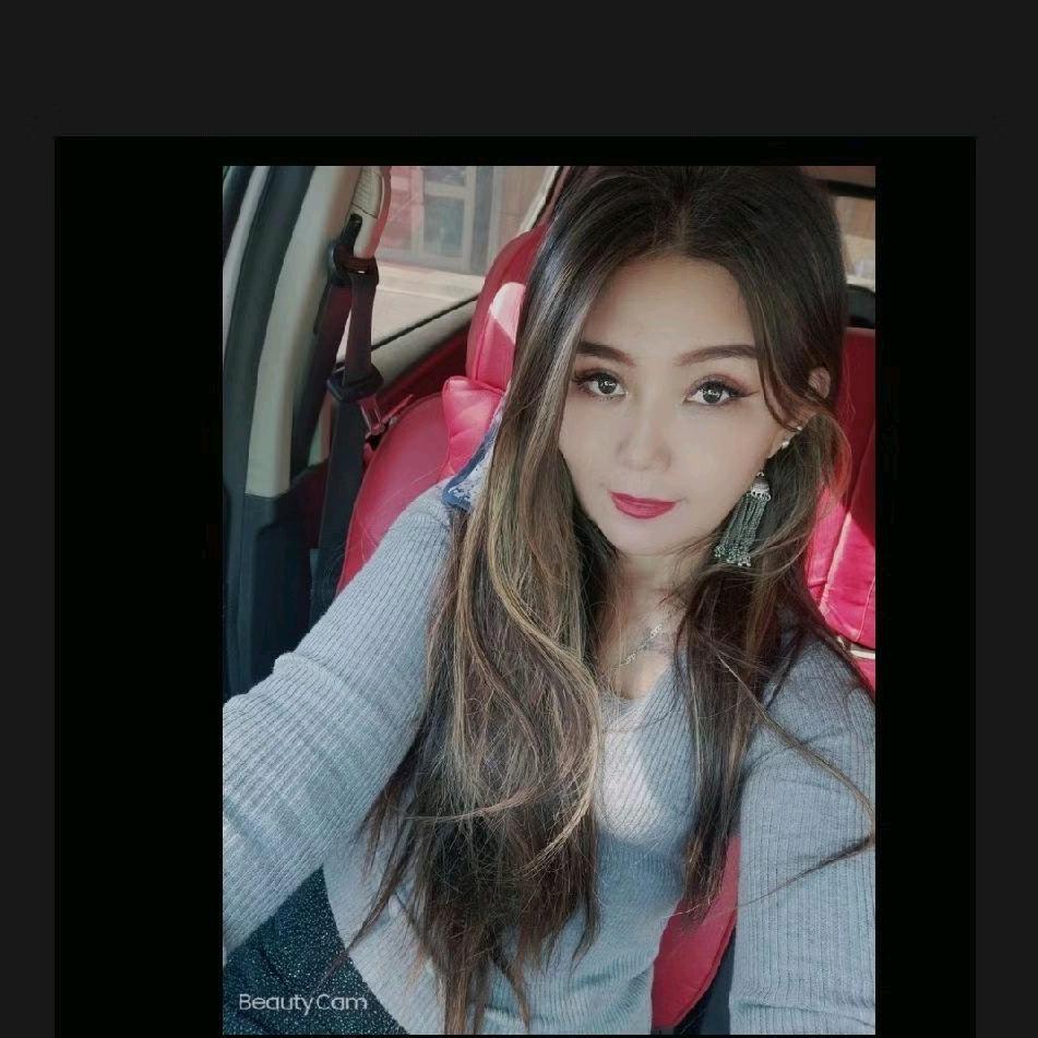 居玛衣服装设计师💃