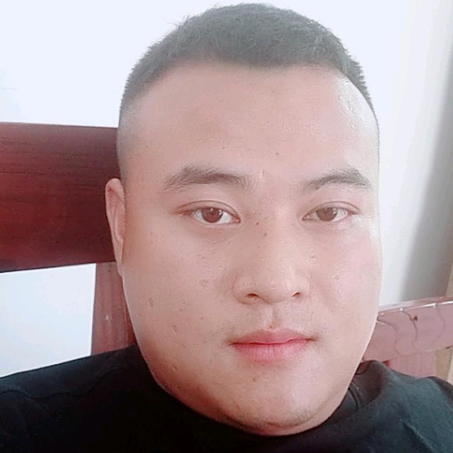小亮