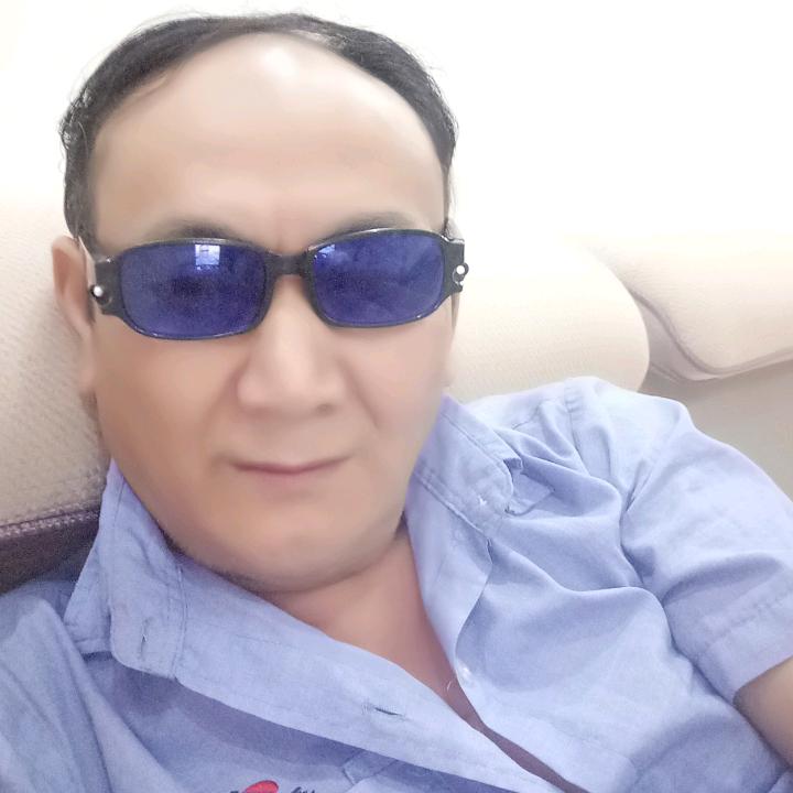 严大爷
