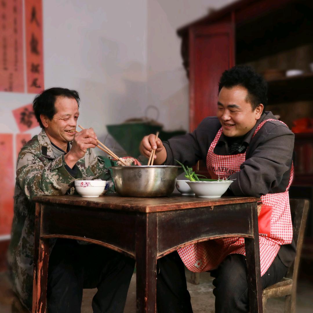 歪哥与熊二