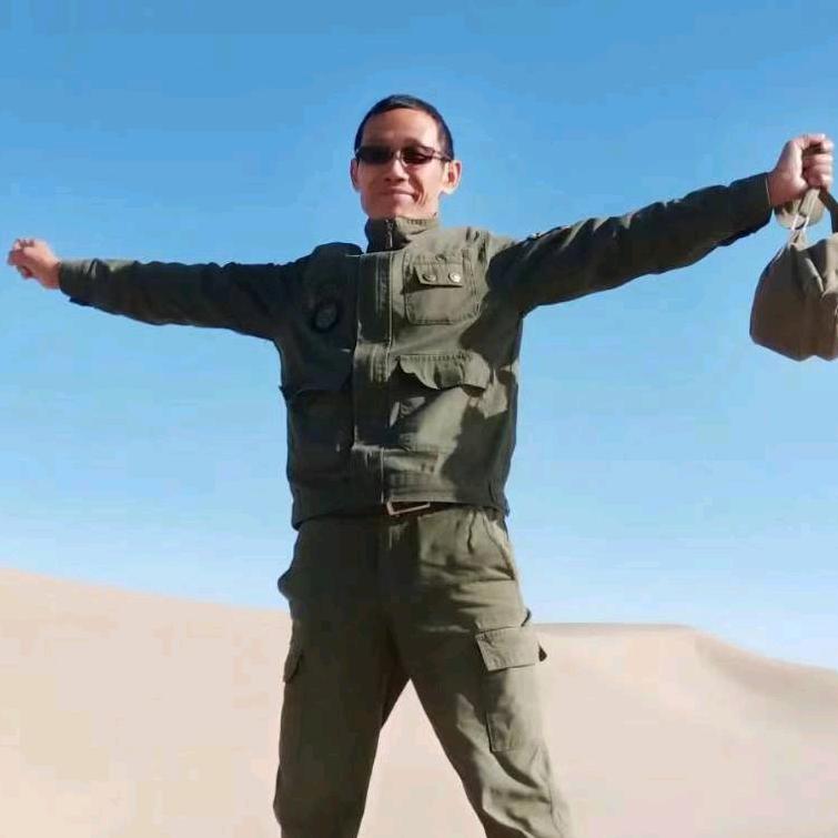 🇨🇳沙漠孤狼