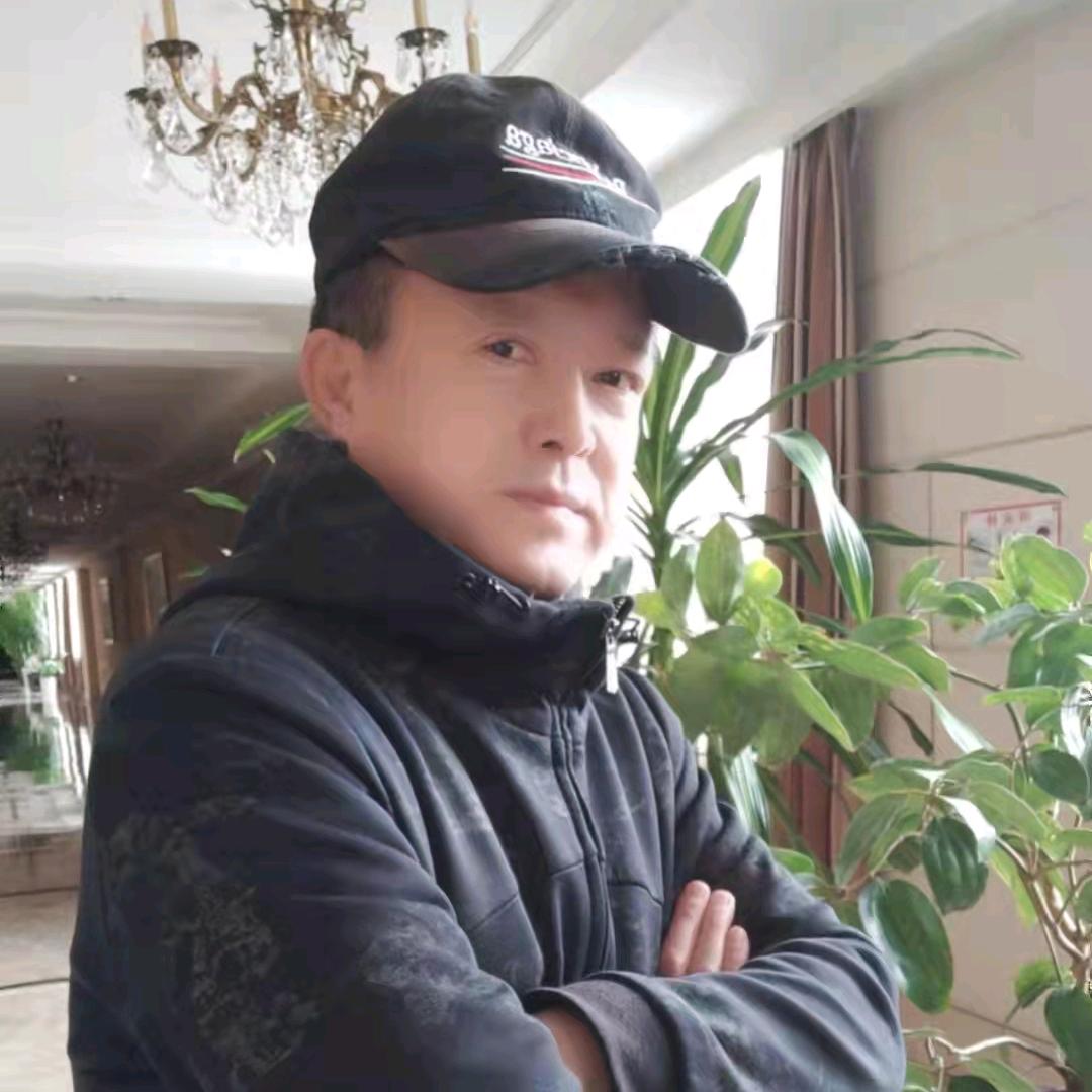 大岭北方一男