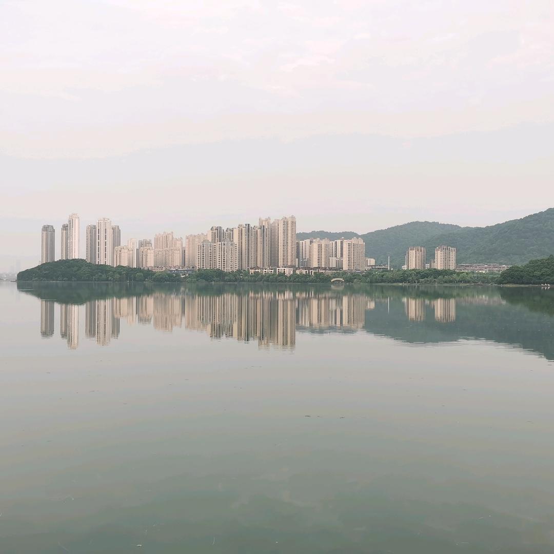逝去灬的风头像