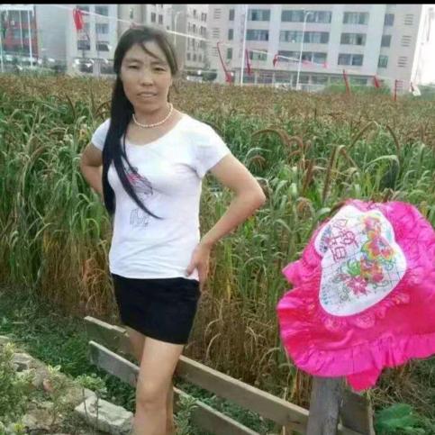 青丝己变白发