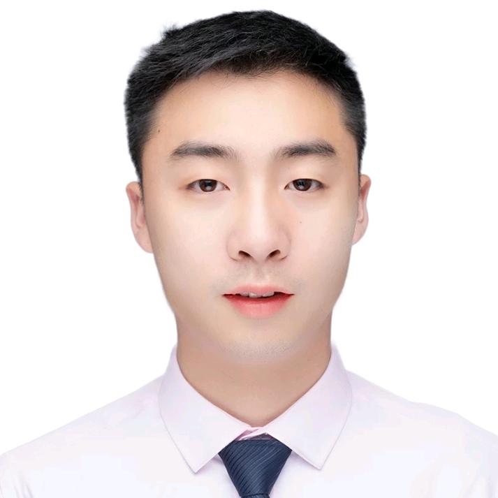 爱生活爱拍摄的小邹