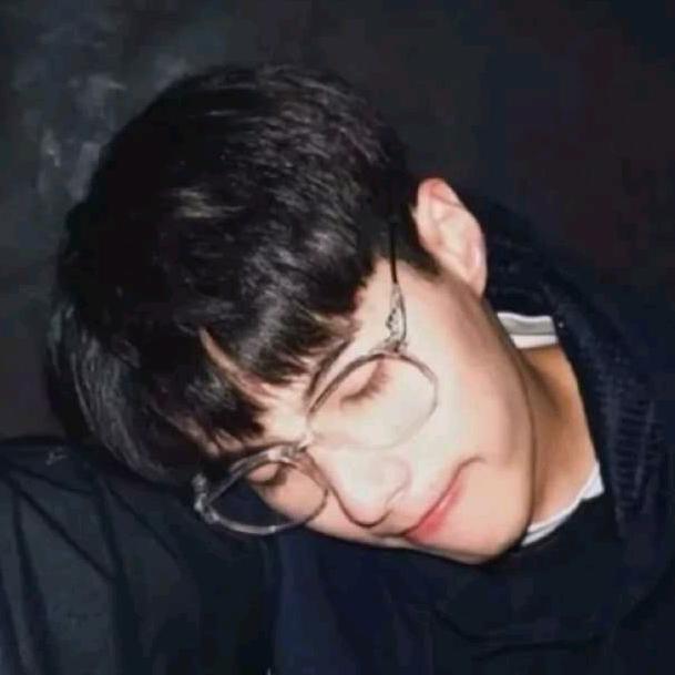 超级陈小佼