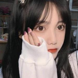 学妹秋秋👩