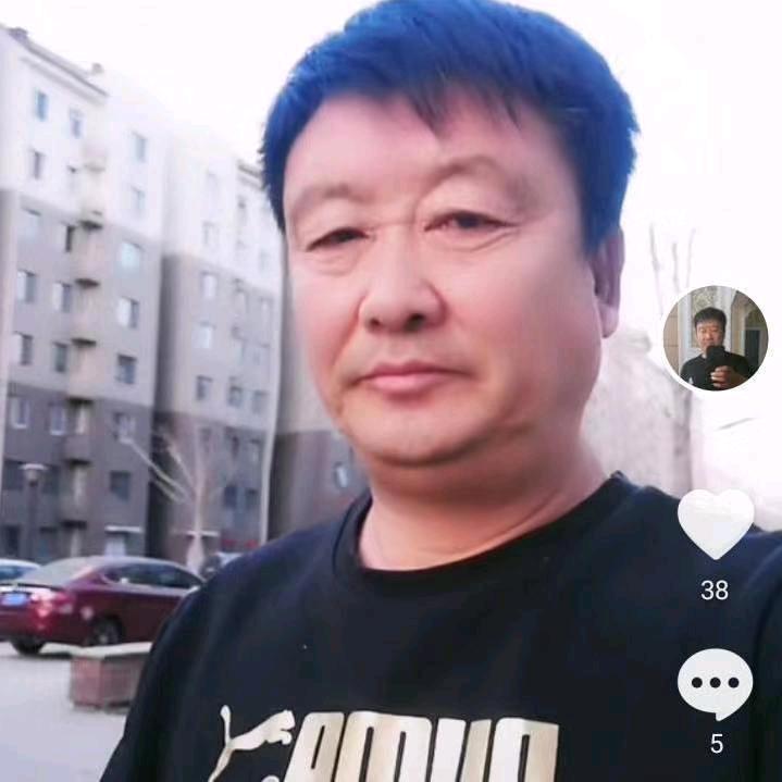 站在坟头指挥鬼👻！！！