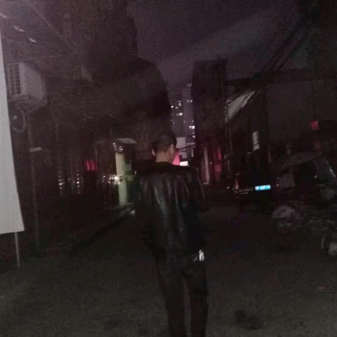 小阿迪🖤