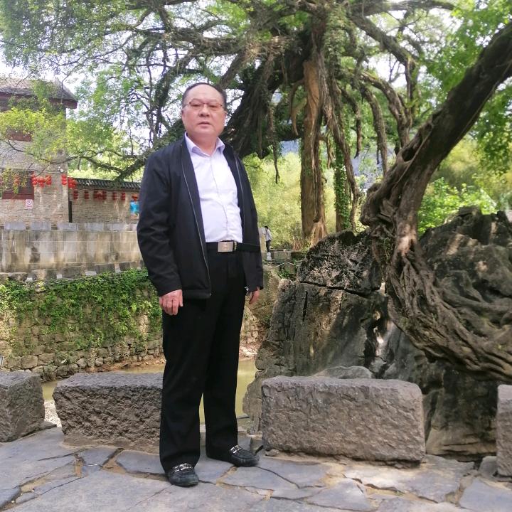 人民军医