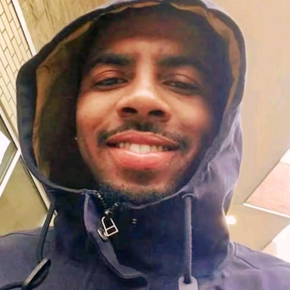 钧鹤不会控球🏀