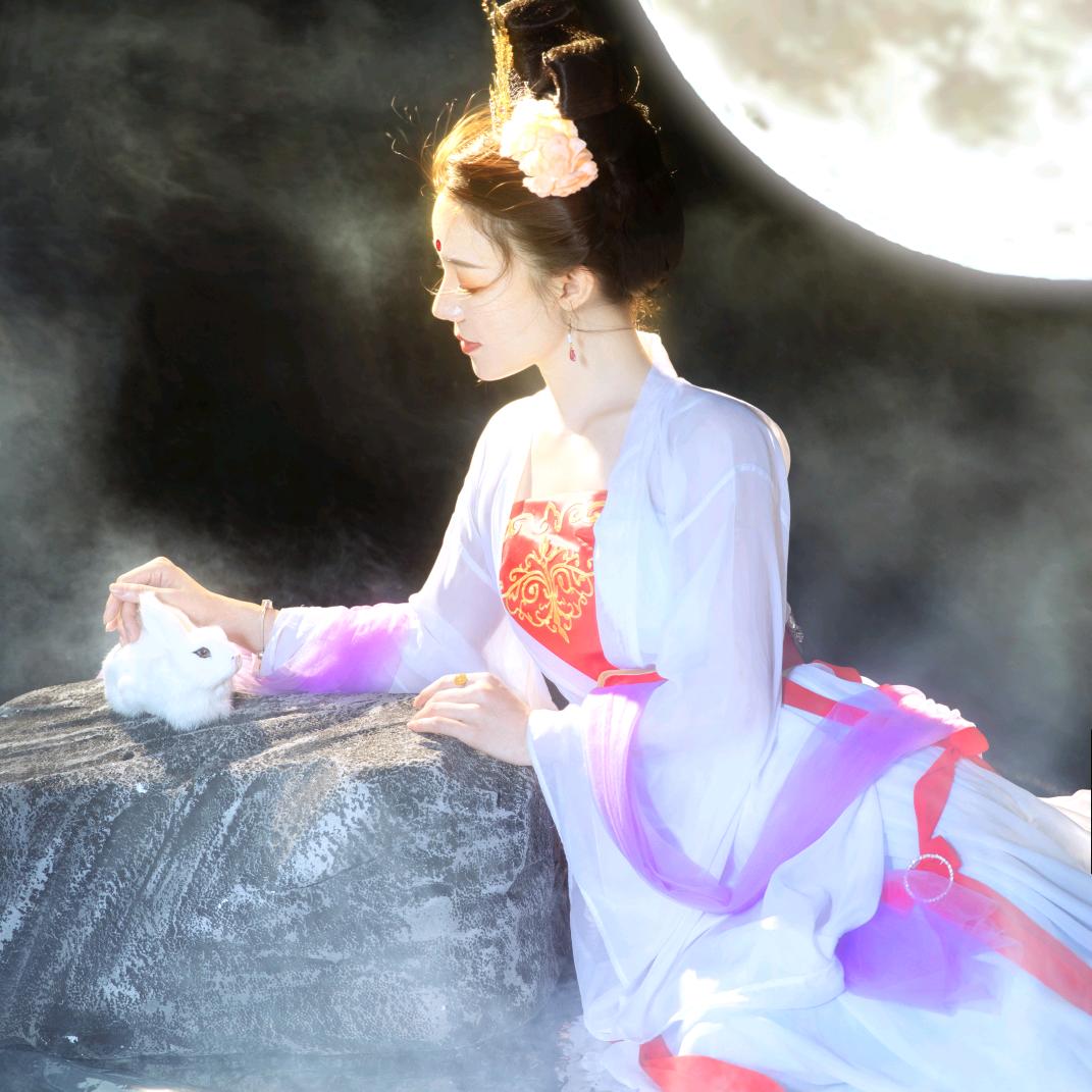 嫦娥仙子(吴二小姐)