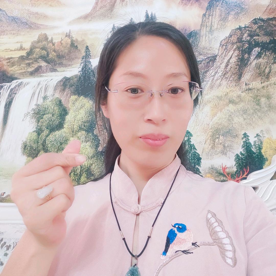 @于莉