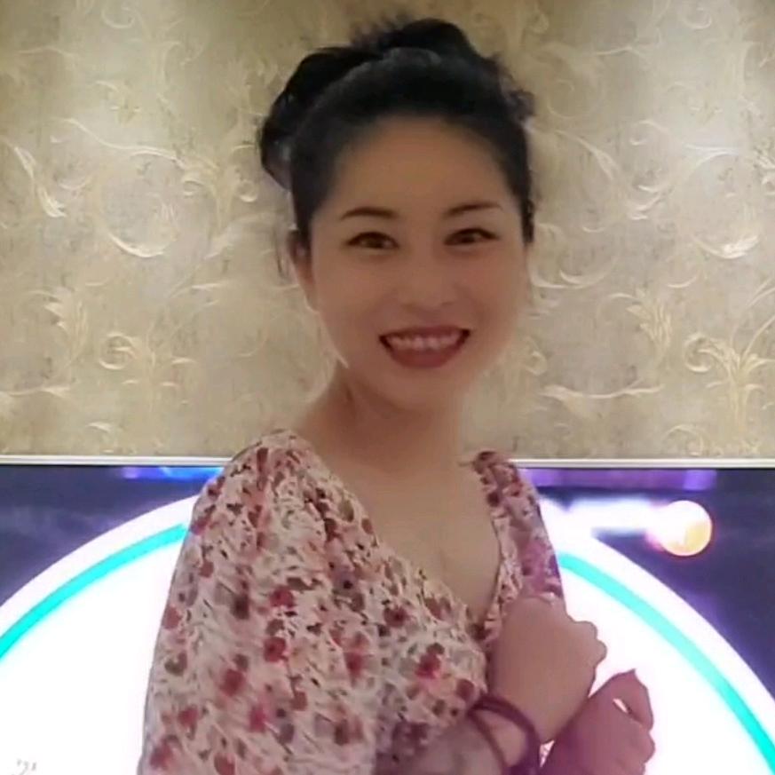 莉丽💫