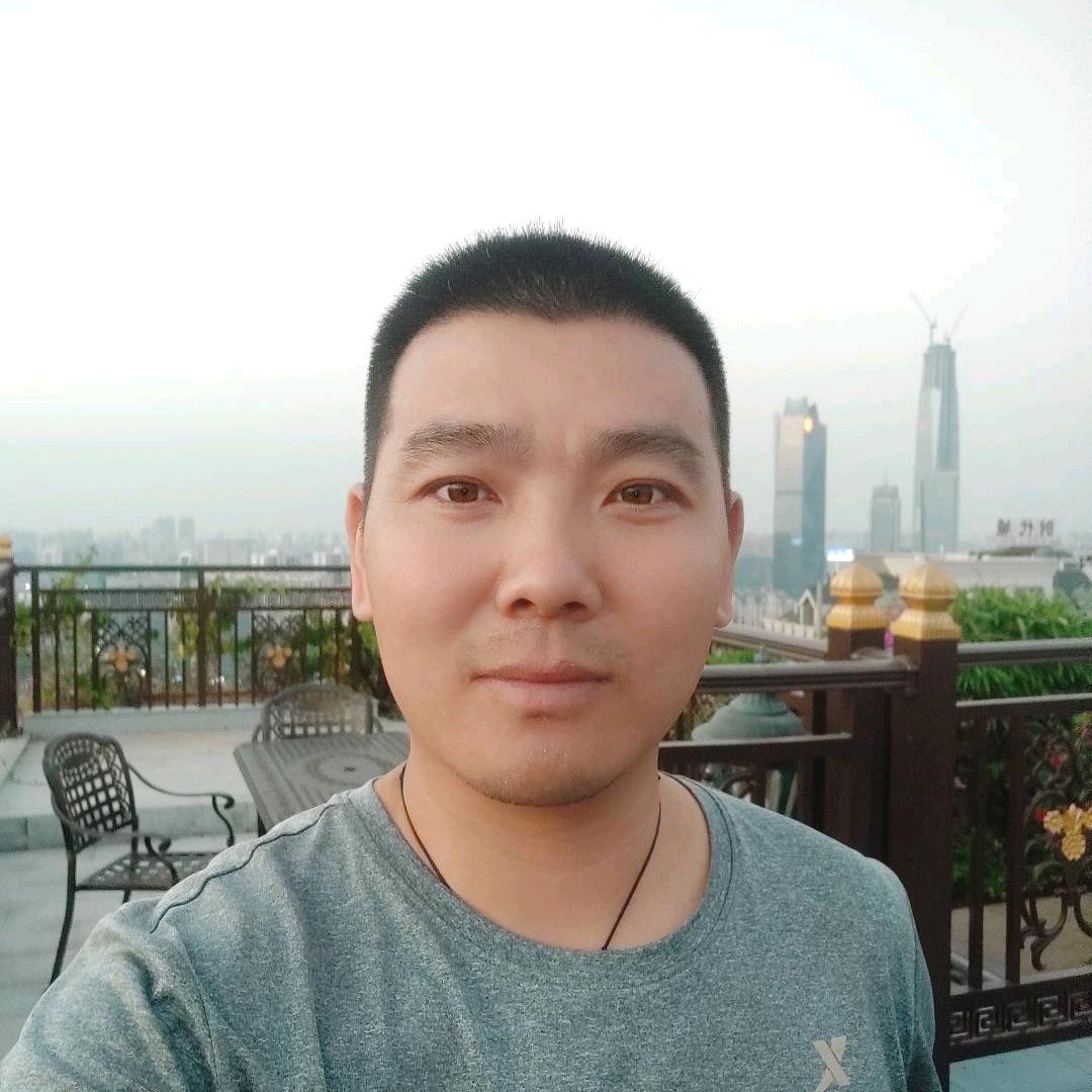 东莞小铁匠钢构旋转楼梯