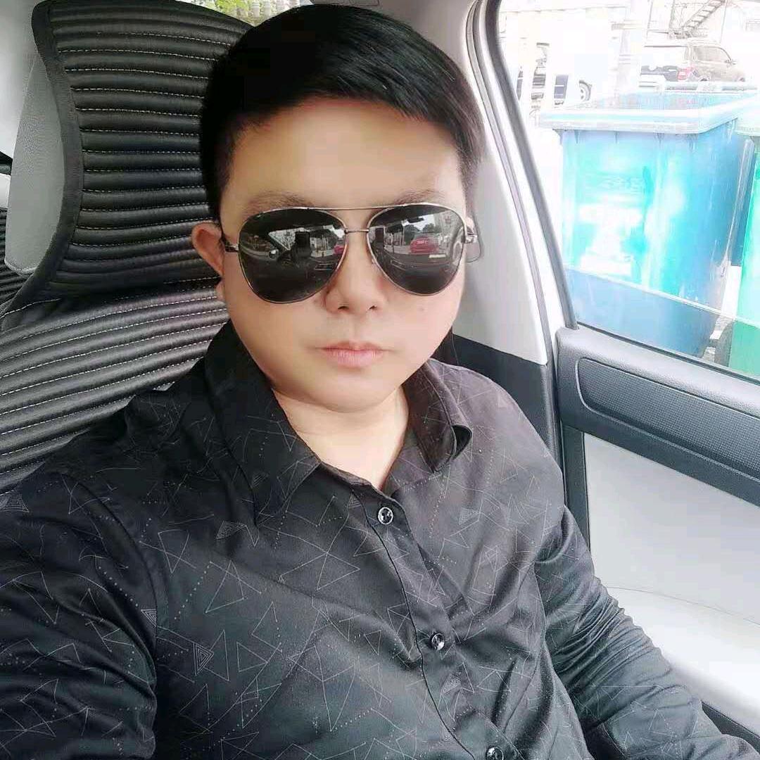 辽阳球迷俱乐部大明哥