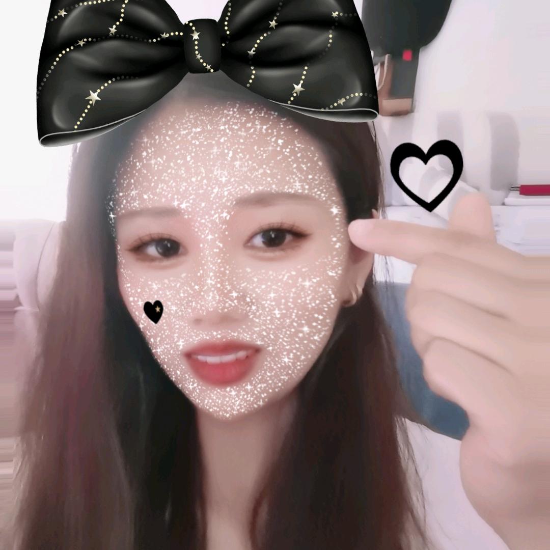 带刺的黑玫瑰🌹